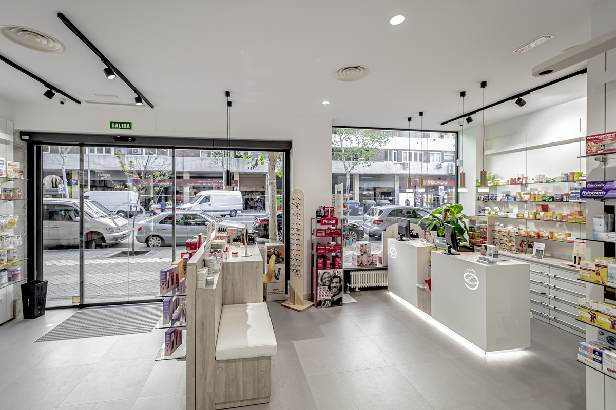 ReformasPergola's tweet photo. Transforma tu Espacio, Eleva tu Experiencia: 
PROYECTO FARMACIA ORENSE 29
@pergolareformas
@insidepharmacy
#ReformasPergola #ReformasenMadrid #ReformasIntegrales #Farmacias #ReformadeFarmacia #OficinadeFarmacia #FarmaciasMadrid #Diseñodefarmacia #FarmaciasdeMadrid https://t.co/iaxmVUh7n2