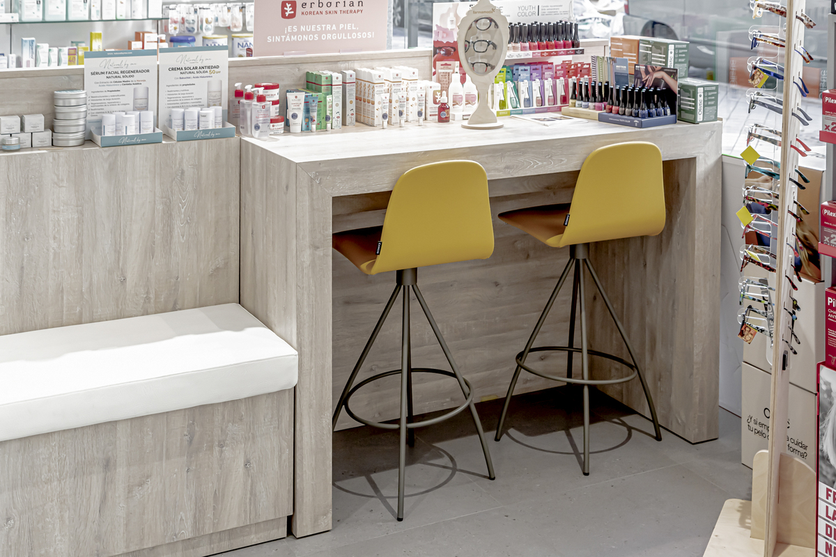 ReformasPergola's tweet photo. Transforma tu Espacio, Eleva tu Experiencia: 
PROYECTO FARMACIA ORENSE 29
@pergolareformas
@insidepharmacy
#ReformasPergola #ReformasenMadrid #ReformasIntegrales #Farmacias #ReformadeFarmacia #OficinadeFarmacia #FarmaciasMadrid #Diseñodefarmacia #FarmaciasdeMadrid https://t.co/iaxmVUh7n2