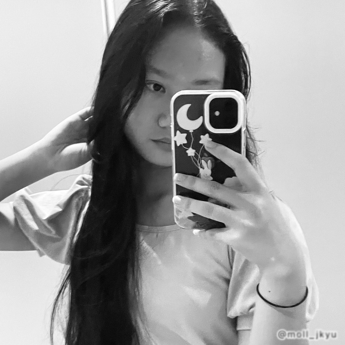 moll_jkyu's tweet photo. Mirror selfie ‧₊˚ ෆ

#TMSD #TreasureMakerSelcaDay #트레저 #TeumeSelcaDay #KIMJUNKYU #김준규 #JUNKYU @treasuremembers https://t.co/LBwV7vxQsh