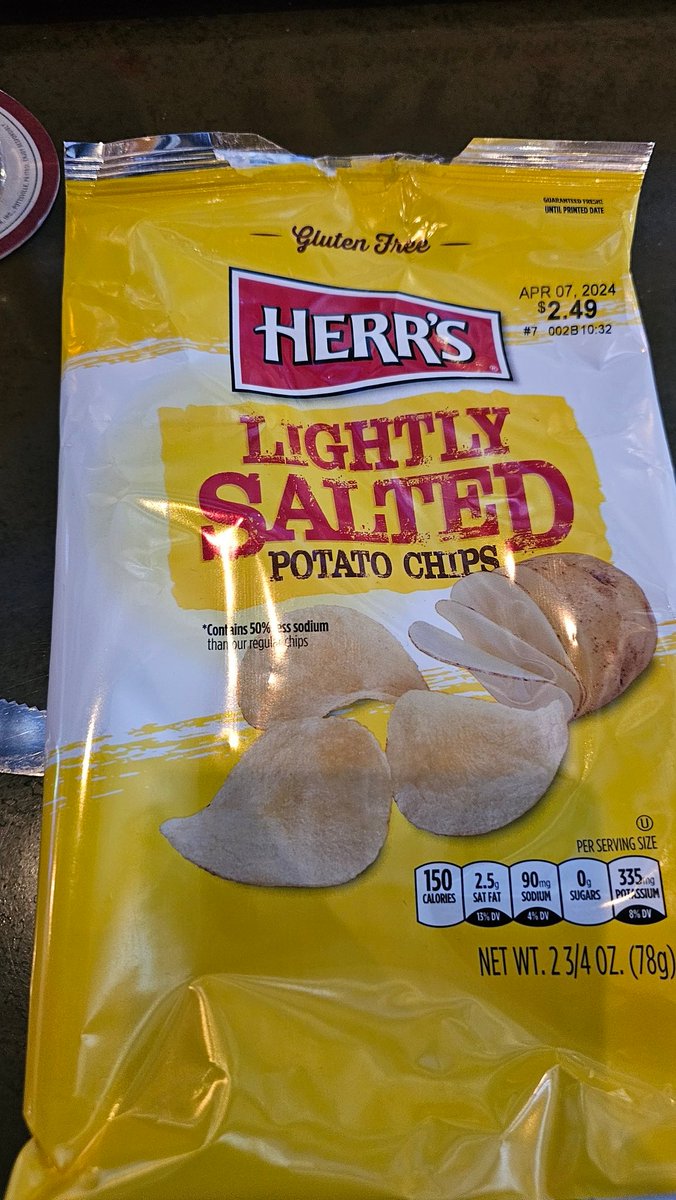 WTF is this world coming to?🤦‍♂️You go in and get a sandwich and you get this. 😲 Not only are these chips gluten free but they're Lightly Salted. COME ON !!!😆😆