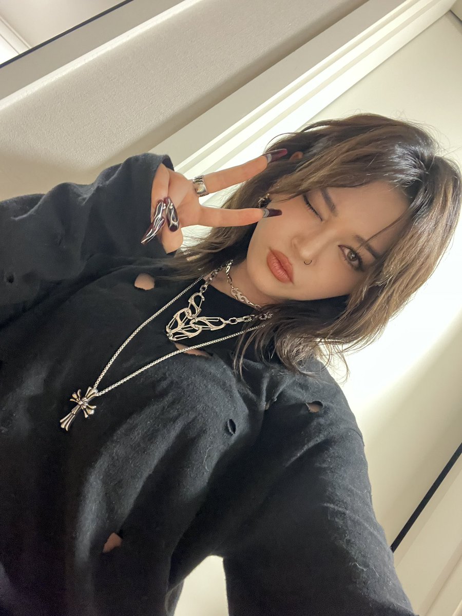 zblabelaccount's tweet photo. love y’all <3 https://t.co/ZLi0OH2Ab6