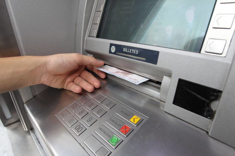 En el programa de hoy: 

🔸Piden 3 años para un 'kamikaze' sin carné que chocó en la A-66 mientras huía de la policía.
🔸Estafa transporte tarjeta CTA.
🔸El Congreso debate este martes si avanza en una ley para asegurar cajeros en zonas vulnerables.

A partir de las 17.15 h