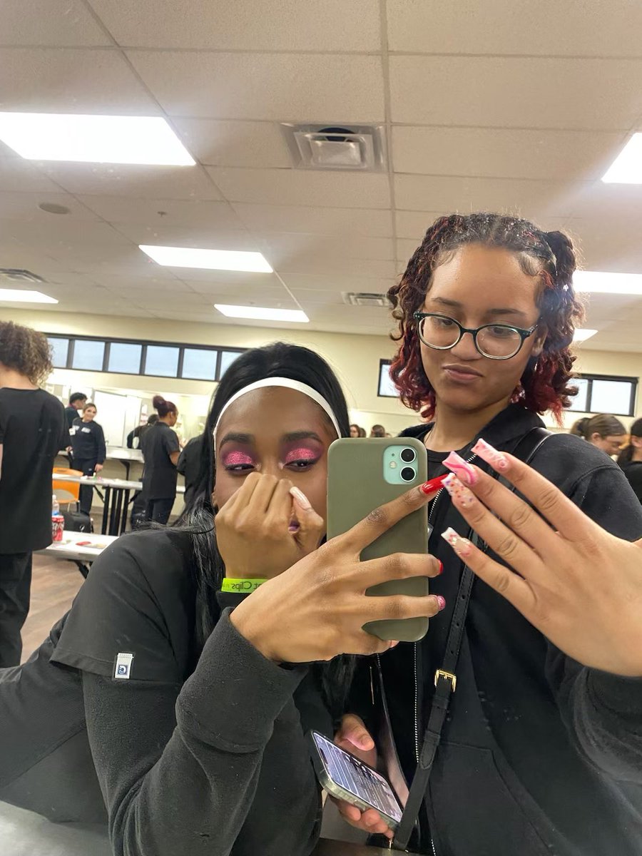 Washington Local Schools tweet media