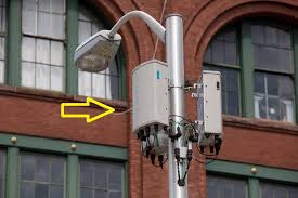 Tomanybikes's tweet photo. @dwhilldesign  This is one example of the sh*t pile installations. Some are encased in a box structure or sphere. These are being installed in parks ,public squares everywhere. It is point to point repeater tech.Requiring installs 2000 ft apart.  Some question the EMF safety https://t.co/p9fBTEhOmn