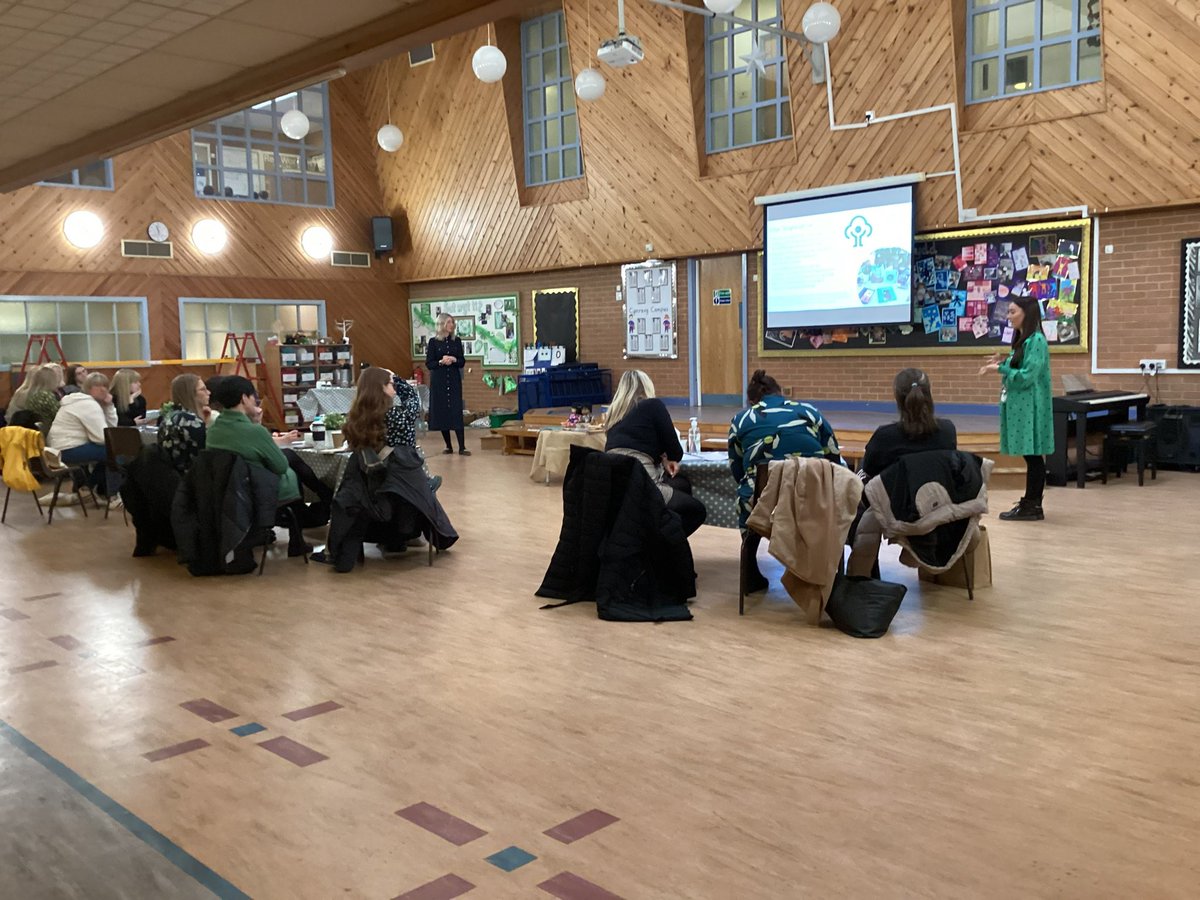 Miss Jones tweet media