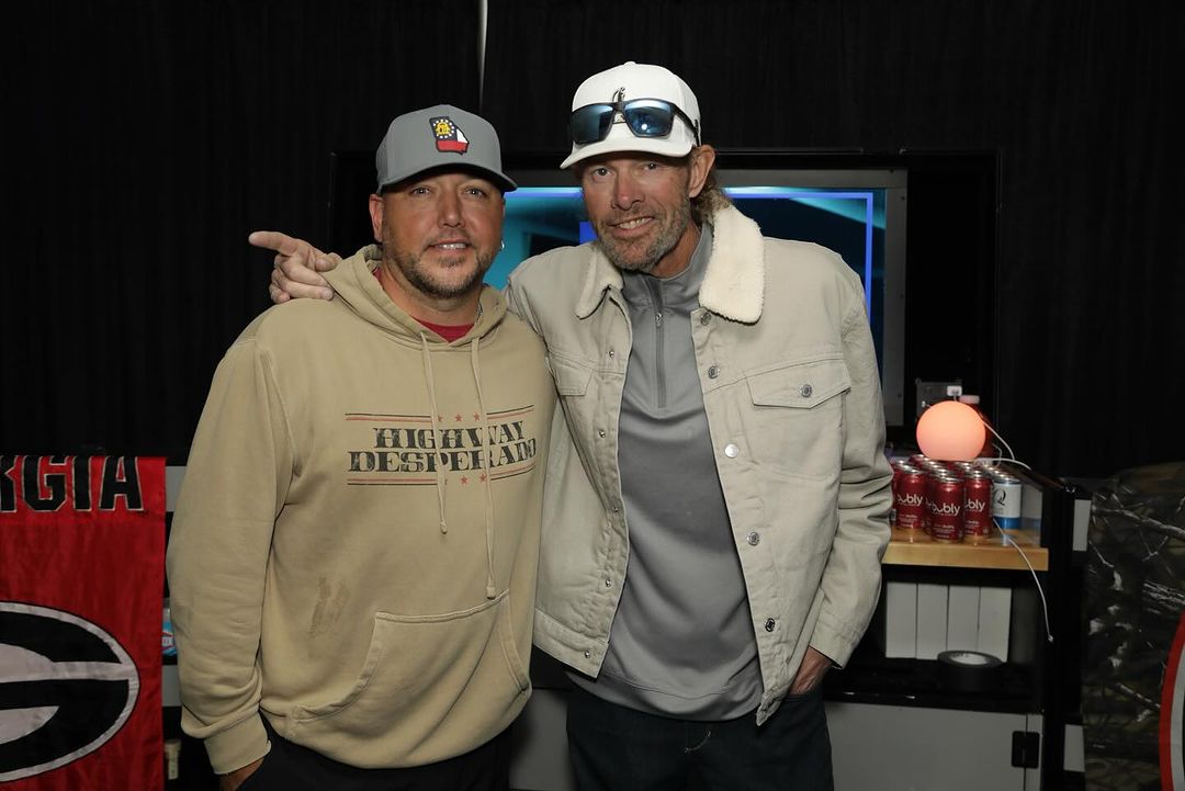 Jason Aldean tweet media