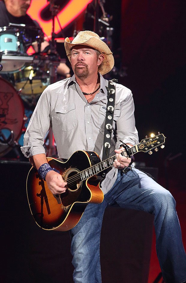 We lost a great man and friend last night in Toby Keith. He never thought of himself before the other guy. He always brought something of value to the dance. He was always a breath of life! My thoughts and prayers go out to his family. Rest easy Hoss!