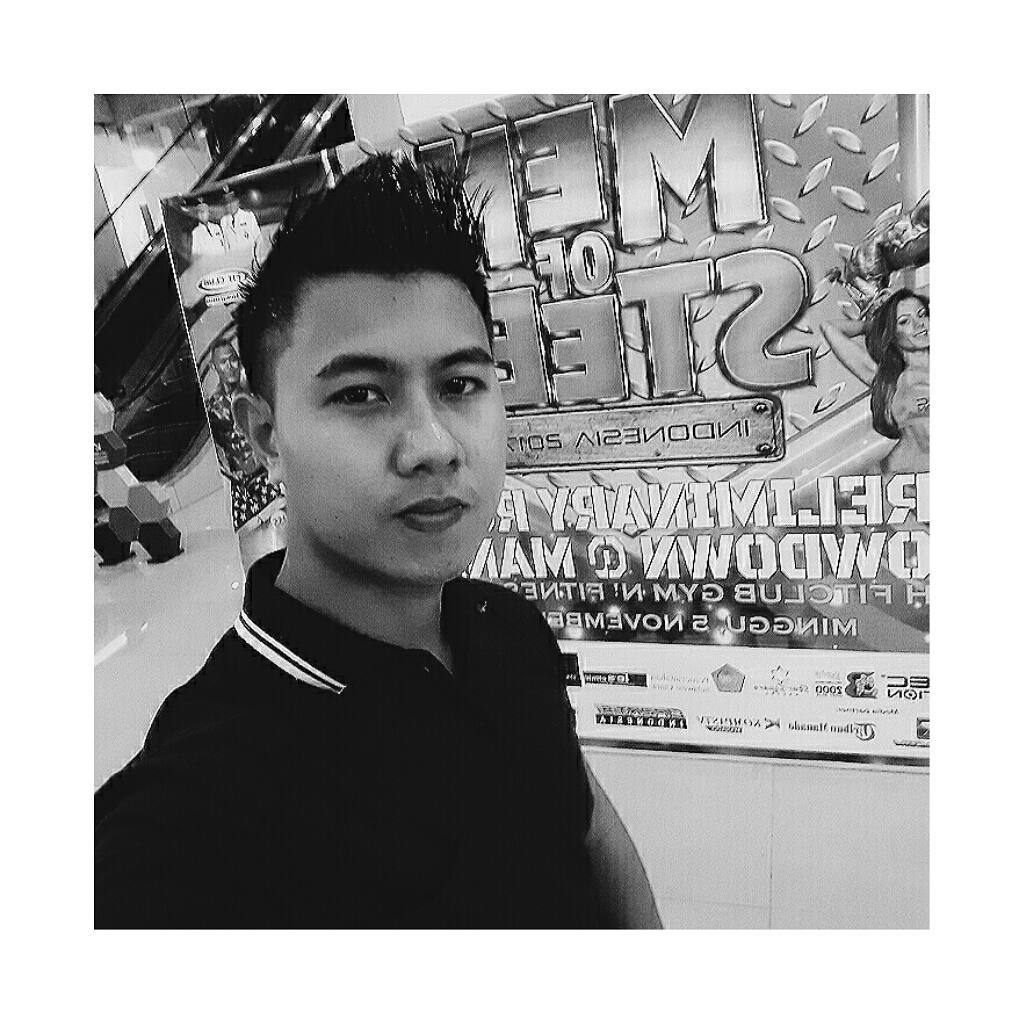 stevenanthoni18's tweet photo. ry.co21 Men Of Steel
..
.
.
.
#labseries #beautyblogger #luxurylife #fashionblogger #cosmetics #fashionpost #beautyboy #beautyguy #beautymen #fashionman #fashionmodel #model #cuteboy #fitaddict #fitnessfam #fitnesslife #gymboy #gymaddict #aesthetic #gym💪 #menshealth #siłownia https://t.co/1rkdCsQhUK