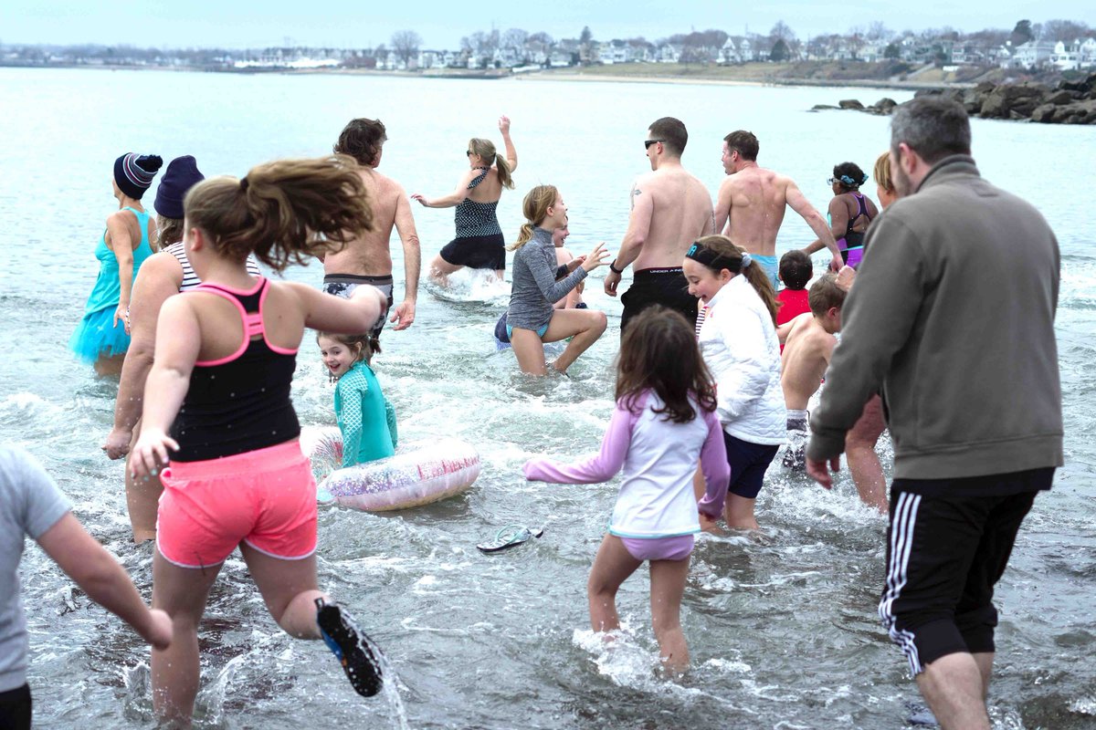 LifebridgeSalem's tweet photo. 4 days until our Polar Plunge, in collaboration with @NorthShoreCDC !
Jump in the ocean to support our work in helping the most vulnerable.
Super Bowl Sunday, February 11, 2024
Lynch Park, 55 Ober Street, Beverly, MA
https://t.co/9LWnMs1g6l https://t.co/OMEsxpZYjn
