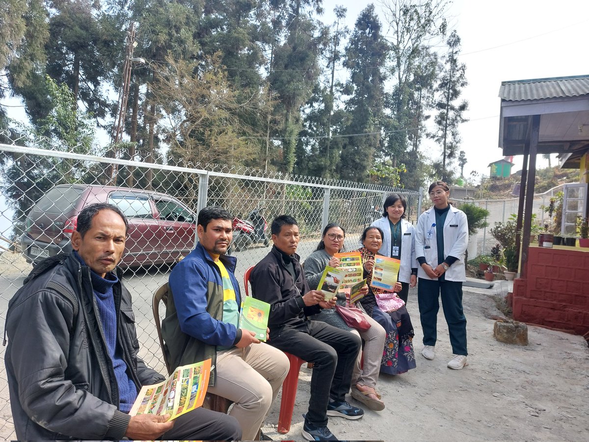 ChukitL's tweet photo. Patient  support  group discussions on Healthy lifestyle  at SADAM HWC-SHC. @USAID_NISHTHA @AyushmanHWCs https://t.co/MWBihEdQ7H