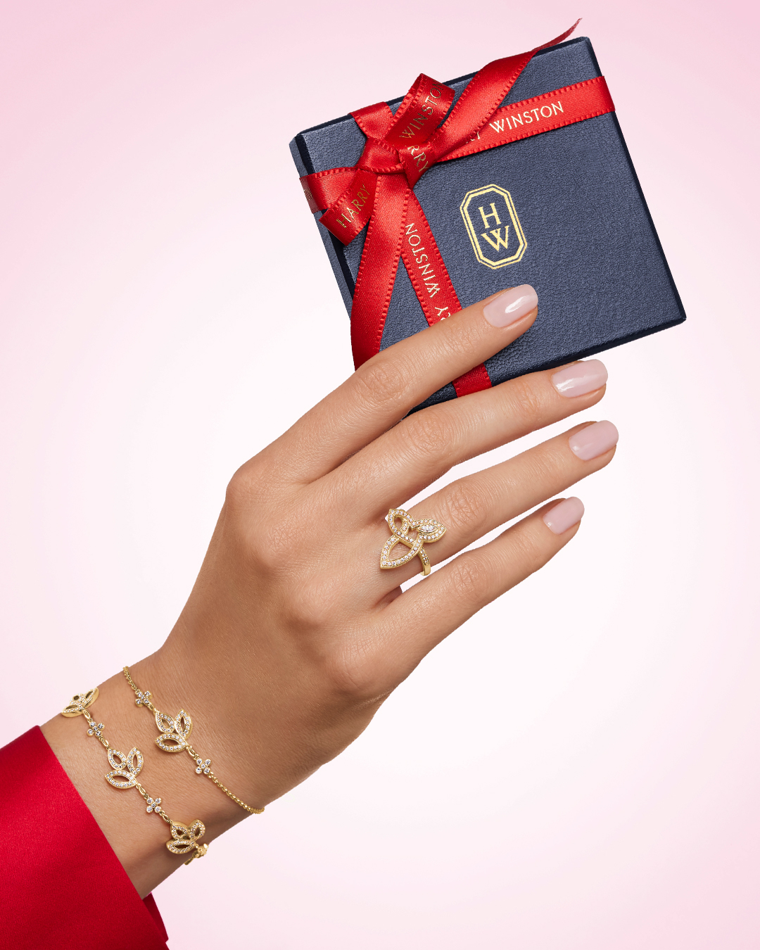 Harry winston lily cluster bracelet deals