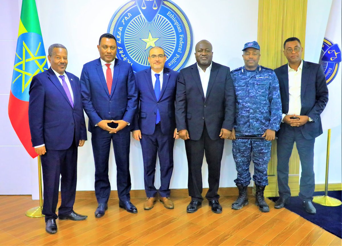 Yesterday, the Designated Official for #Ethiopia, Ramiz Alakbarov and @UNDSS Chief Security Adviser for Ethiopia and Djibouti Prince Bruce met the Ethiopian Federal Police Commissioner General Demelash Gebremichael to enhance collaboration between the two entities in the country.