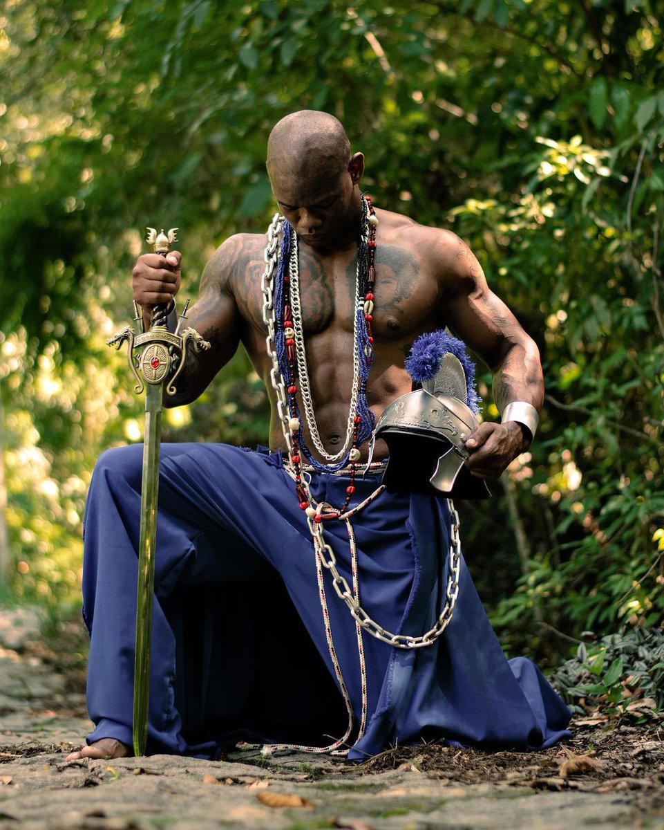 OrixaEncantado's tweet photo. Ogum lhe trará uma boa notícia hoje! 🛡️ https://t.co/5pe2qUBsKq