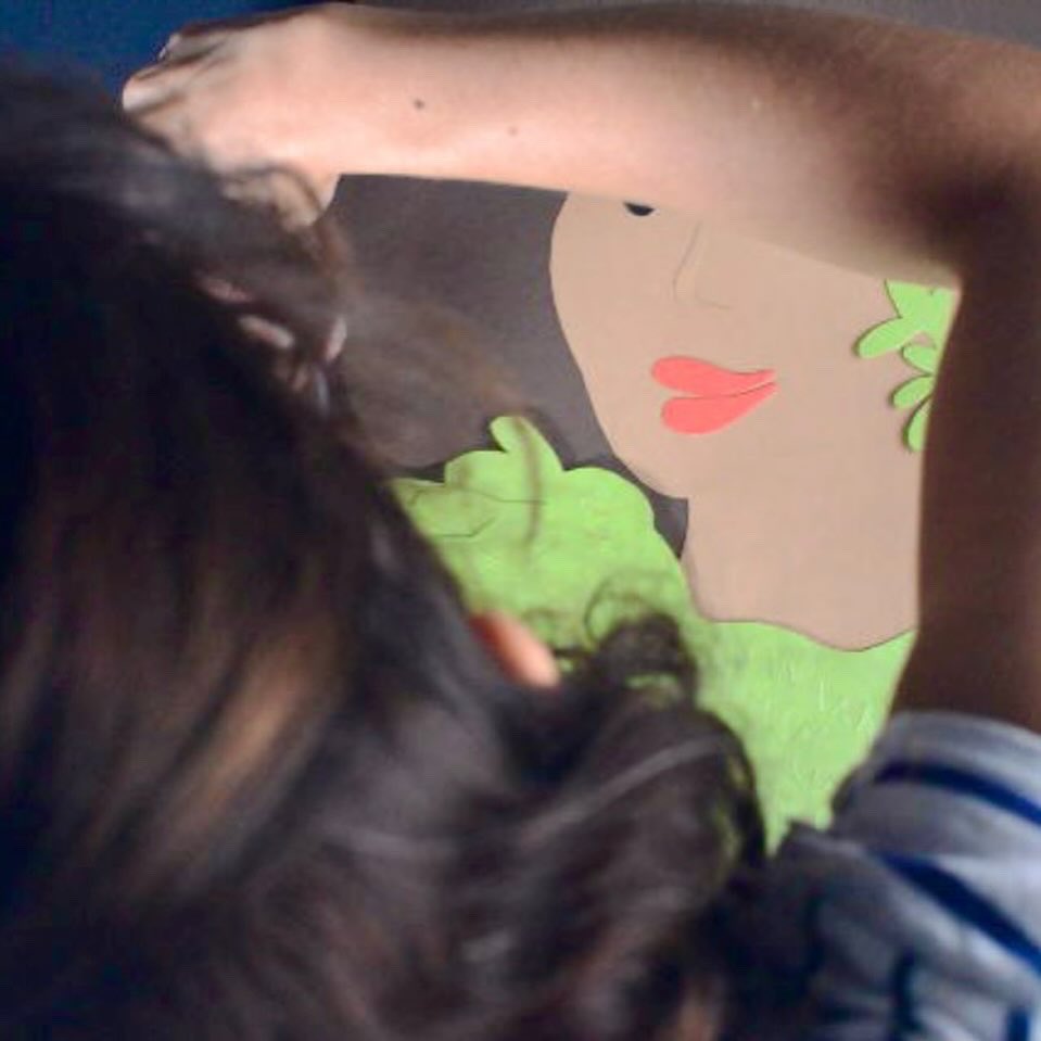 MarsMicola's tweet photo. Fase de producción, d animar. 8 meses intensos, d música, concentración y esfuerzo. Esta parte la realicé sola en mi estudio. #production #animation #papercutanimacion #papercutanimation #stopmotion #produccion #puertorico #animacion #escena #scene #cortoanimado #cortometraje https://t.co/YUyaXuk3rw