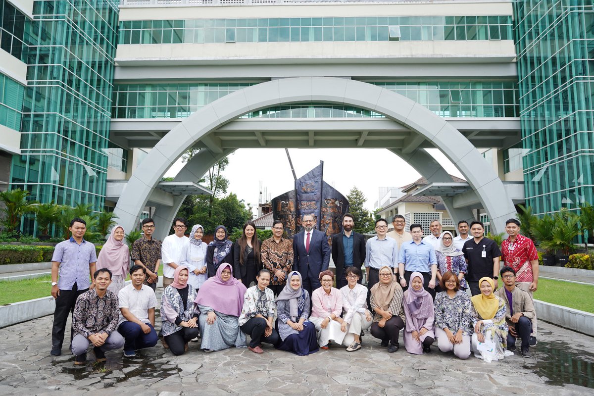 Leveraging on @K2PMentorshipProgram &amp; in collaboration with #WHO #Evipnet, we are pleased to contribute to the launching of the Regional Training Center for Evidence to Policy <a href="/UGMYogyakarta/">UGM</a> in #Indonesia 🇮🇩
Exemplary scale-up efforts to support evidence-informed decision-making!