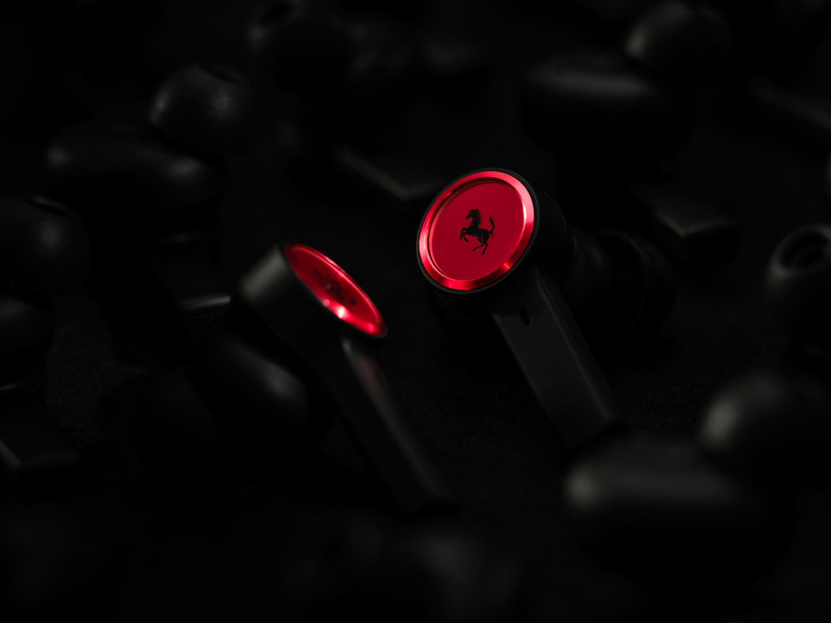 BangOlufsen's tweet photo. Beoplay EX Ferrari Edition is made to get your heart racing.
Connect with a loved one or get in on the action - Beoplay EX Ferrari Edition always perform.
Discover the Ferrari Collection: https://t.co/BQ9pamjg8u
#BeoplayEX
#BangOlufsenForFerrari https://t.co/AieO9PiPiW