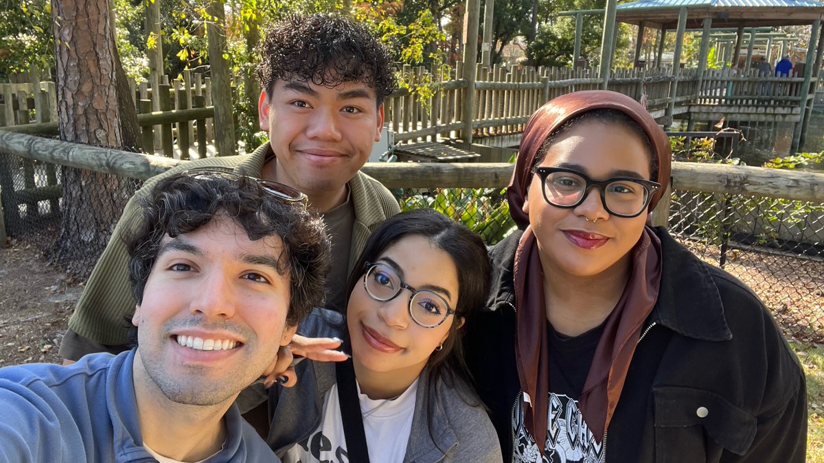 Meet our newest social media ambassador, Adam: "Hi! I’m an MS3 at #DellMed &amp; I’m passionate about dermatology, health equity &amp; #MedEd! I'm from League City, TX, am a proud <a href="/RiceUniversity/">Rice University</a> owl &amp; am excited to share my life as a med student and amplify others at Dell Med! 🦭"