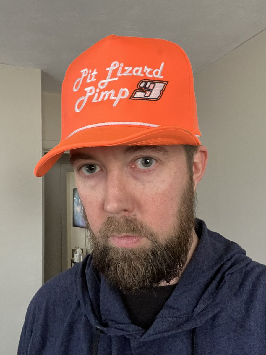 @CharlieMefford1 got my hat today, gotta pimp the LF#YouCantParkHere#PimpsUp#CharginCharlie😂🤙