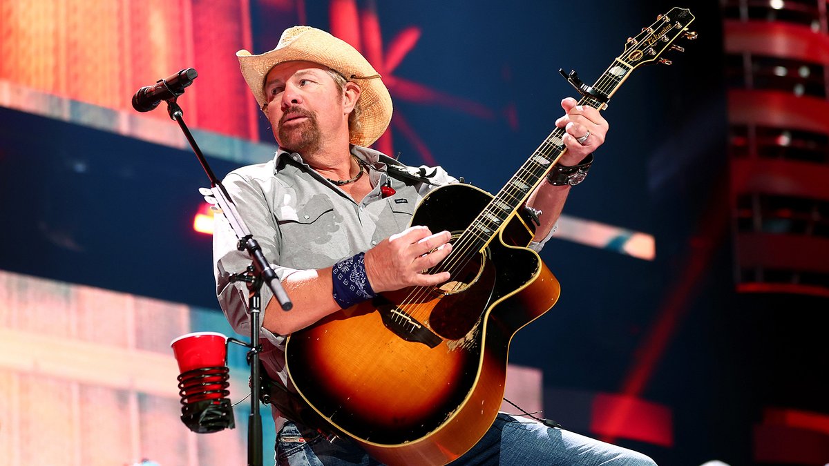 Country music is a family unto itself, and today our family hurts. Toby Keith was authentic country and a tremendous songwriter. Loretta loved both these things about him. Our family and the country music world grieves. We will miss you, Toby. Join us in praying for his family.