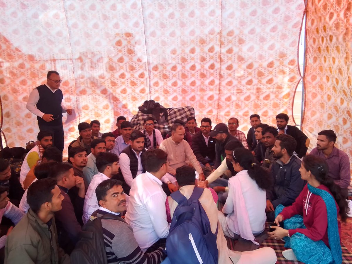 #वरिष्ठ_अध्यापक_हिन्दी_को_नियुक्ति_दो
#वरिष्ठ_अध्यापक_हिन्दी_को_नियुक्ति_दो
<a href="/PRESIDENTBKN2/">GIRDHARI GODARA प्रदेशाध्यक्ष रेसला</a> 
<a href="/AshishModiIAS/">Ashish Modi</a> 
<a href="/JATbera1/">Bhera ram</a> 
<a href="/2ND_GRADE_STDNT/">2ND_GRADE_TEACHERS_UNION</a> 
<a href="/AslamChopdar11/">Aslam Chopdar</a> 
<a href="/AppuRj18/">Appu 😎</a> 
<a href="/pantlp/">LP Pant</a> 
<a href="/DrKirodilalBJP/">Dr. Kirodi Lal Meena</a> 
<a href="/antariksh_putra/">Aniket</a> 
<a href="/Ronak_choudhry/">Ronak Choudhary</a> 
@SangitaBishno1 
@Anitakalla1 
<a href="/AmitYaddav/">Amit Yadav 🇮🇳</a>