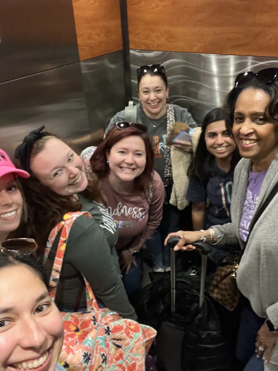 Mrs. Cockrell tweet media