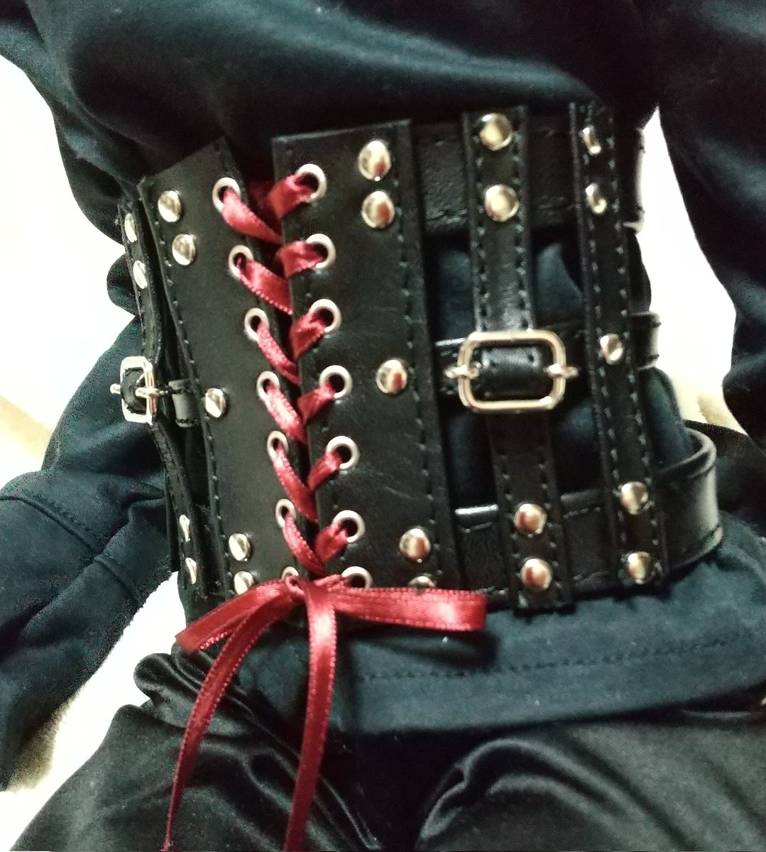 lunarecroce's tweet photo. 今回のドルミスは、希に見る数の作品をお迎えいただいたのですが、いつも通り新作はそこそこ居残りしてます(笑)
2月中に通販致します。またアナウンスしますね✨
17少年①⑤⑥⑦⑧⑨
13少年②③④⑥
SD③④⑤
お目当ての作品がいましたら、よろしくお願いいたします✨✨✨ https://t.co/hSGT8234LM