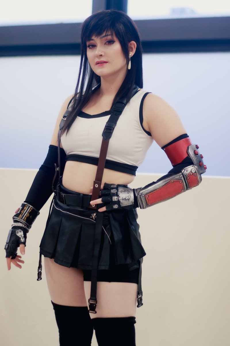 It's #FinalFantasyVIIRebirth  State of Play day!!! I am SO excited to find out more about this game - we are so close to release! 

📸 - @ohnoitsjade
#FinalFantasy7 #TifaLockhart #cosplay #gamingcosplay #SquareEnix