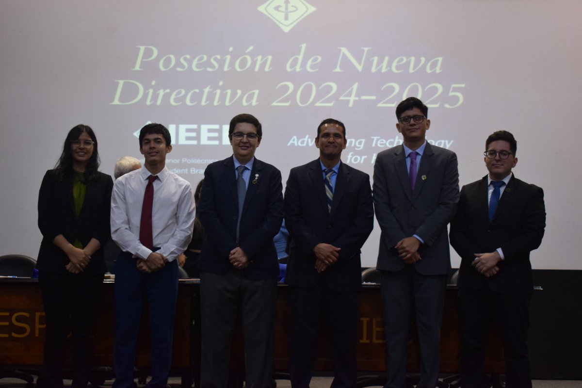 espol_fiec's tweet photo. El nuevo presidente IEEE-ESPOL Ecuador es Gabriel Sancho, estudiante de Electrónica y Automatización. En el evento estuvieron los directivos del período anterior: Carlos Monsalve, vicerrector de Investigación, Desarrollo e Innovación; Miguel Yapur Auad, consejero de la Rama. https://t.co/5ZiGvpNqrW