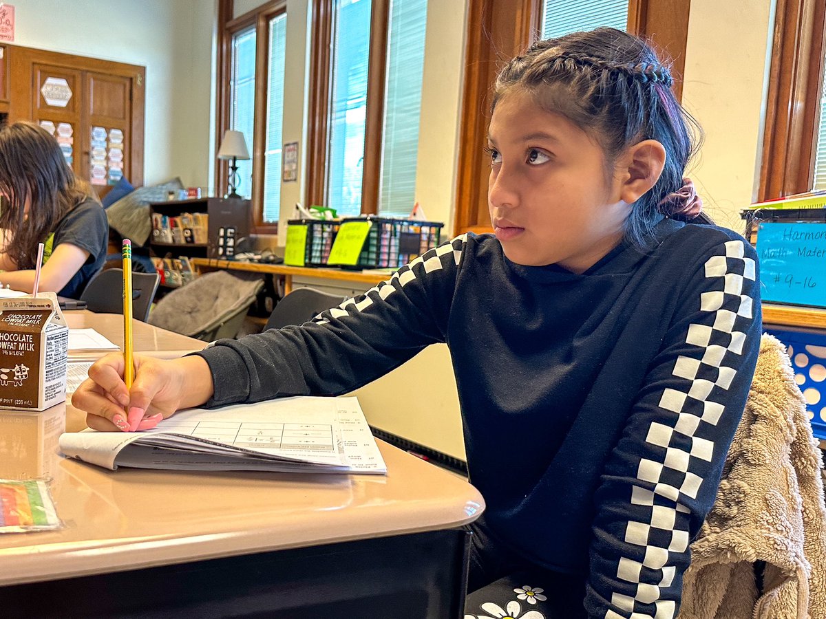 CalMum_Raiders's tweet photo. 💪Math Mental Sweat!

Mrs. Harmon’s 5th graders are getting their daily mental math sweat in this morning. Students are super focused and hard at work while building their math skills. 

Way to go, Raiders! https://t.co/COeN4jbjJt