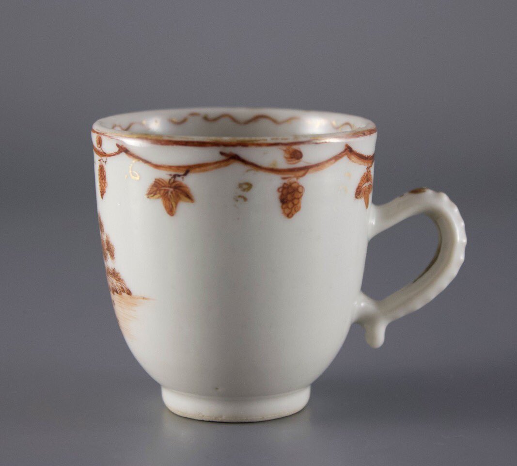 Miniature or toy Chinese export porcelain coffee cup and tea bowl, made for the British or American market, c.1790. Available to purchase junoantiques.com/chinese-toy-co…
