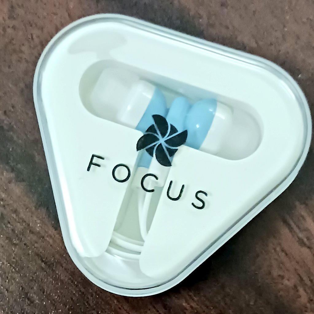 FVennePROF's tweet photo. CARROUSEL FOCUS du #CECCE https://t.co/KFYTUfUM5q via @ecolecatholique
@Jdupuis_prof @JSenecalCECCE
Un programme FOCUS offre aux élèves de 11e et 12e une opportunité d'explorer différents domaines professionnels #focusCECCE #MHS #COOP #PAJO #onfr https://t.co/2zLKxrmuXy