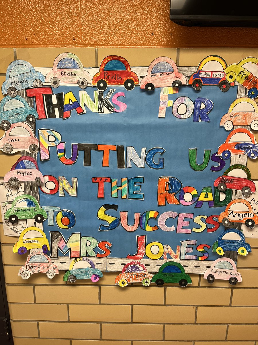 molliejoneseci1's tweet photo. Huge thanks to 2nd grade team for all the love today and this sweet 5th grader. I am so blessed!! #ilovemyjob #initforkids https://t.co/YCiwXSTj66