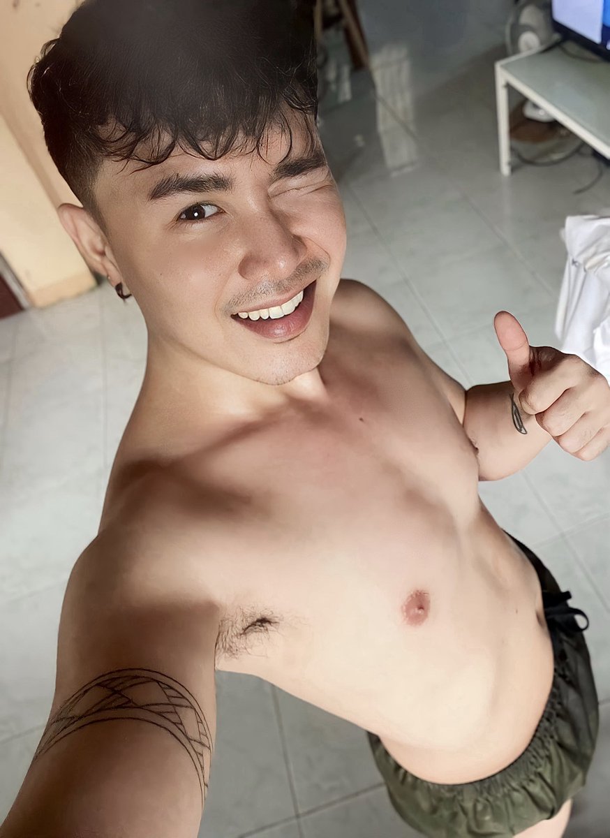 thankyounext555's tweet photo. Sinu mga ILONGGO dito? 
Retweet and follow me, chat tayo 😉 https://t.co/OboSLDiVRT