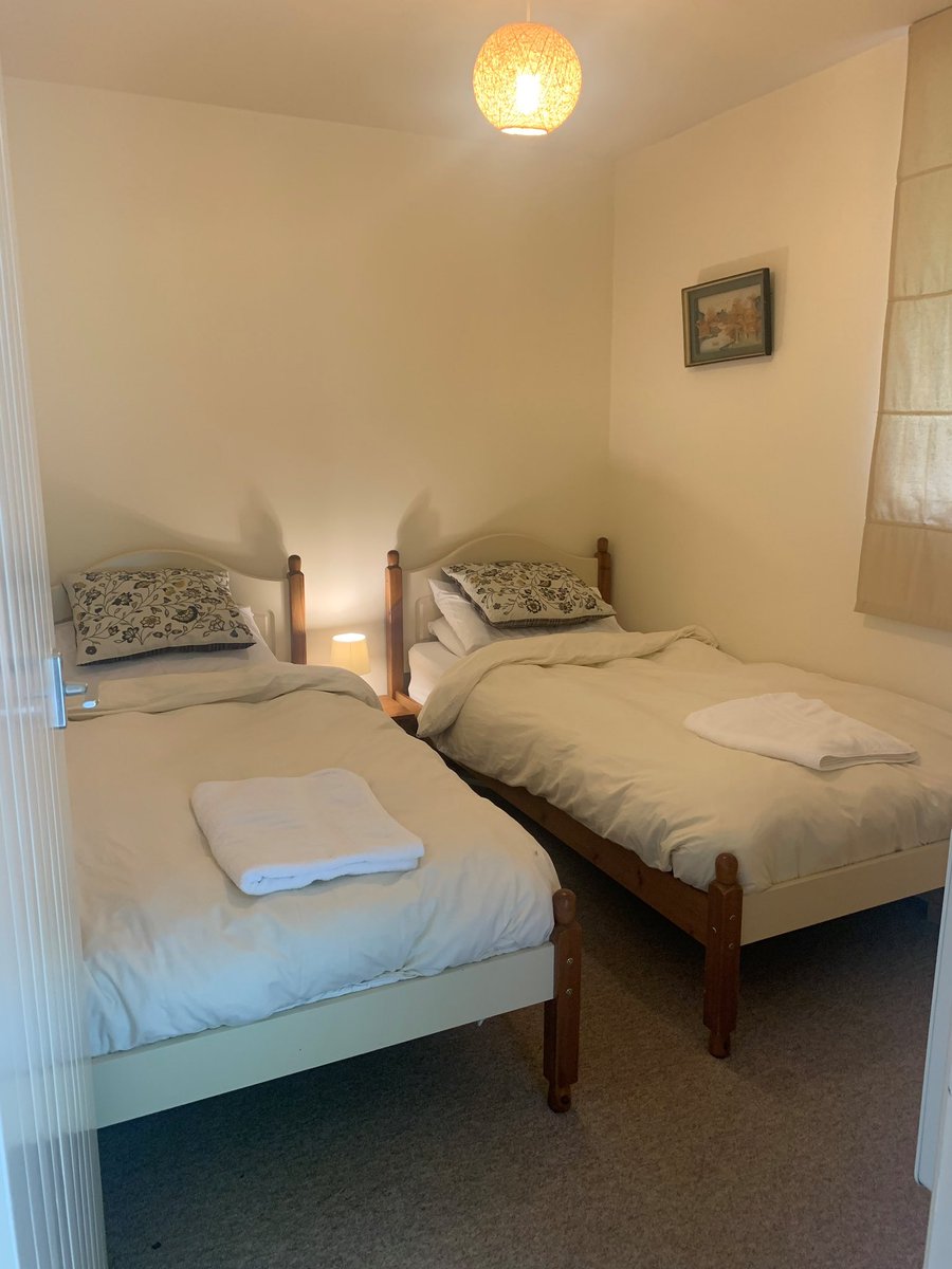 *Last minute offer* Our cosy West Lodge is still available during February half term. The lodge is ideal for families with 1 king-sized bedroom and one twin room. For more information about our lodges, availability and to book please use our website: pictoncastle.co.uk/holiday-cottag…