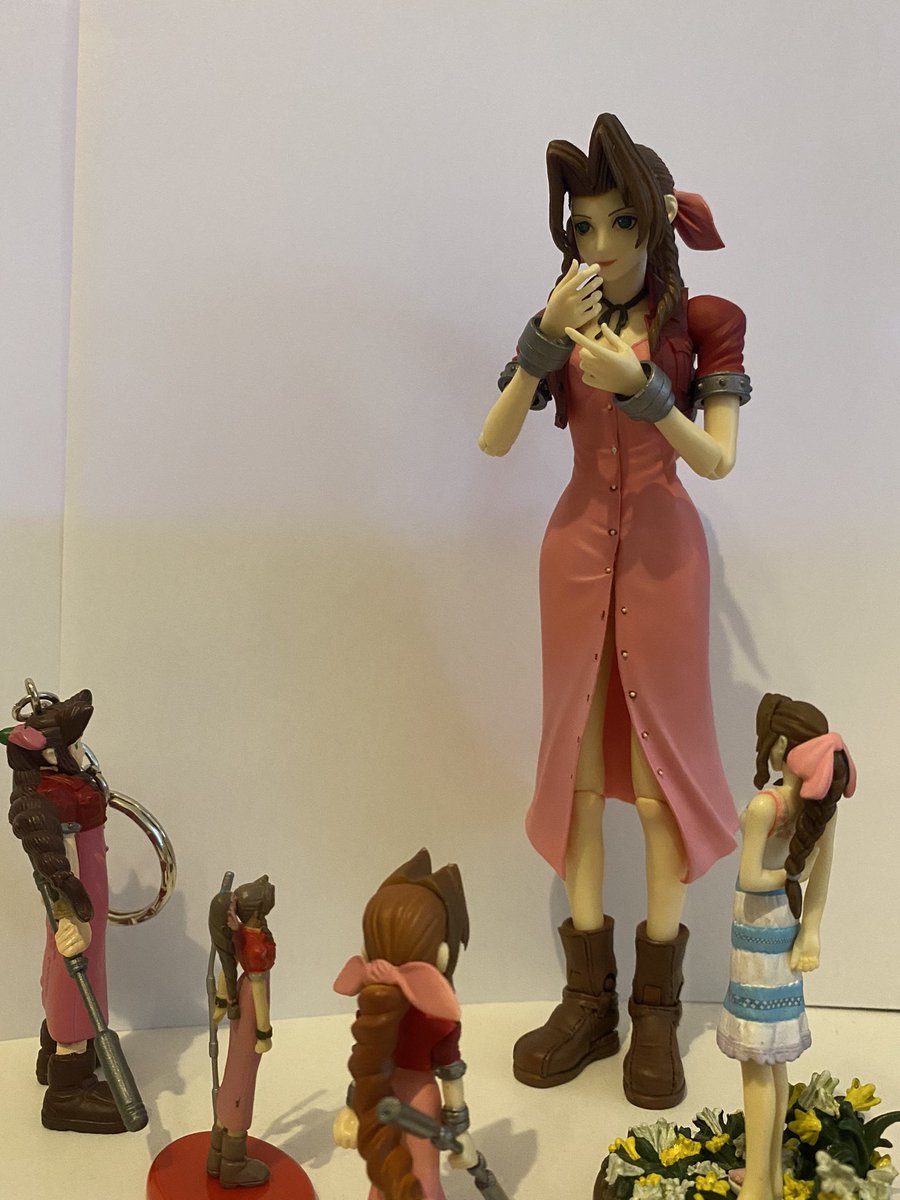 MOVED TO @JESSMAJI tweet media