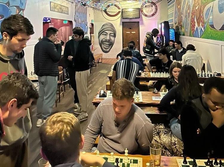 DHPChicago's tweet photo. Super Bowl LVIII is this Sunday! 

We have a few recommendations on where you can watch the game…

-Ascione Bistro 
-Ja' Grill
-Bob's Pizza - Hyde Park
-Cove Lounge (1750 E. 55th St.) https://t.co/vdx61EENyQ