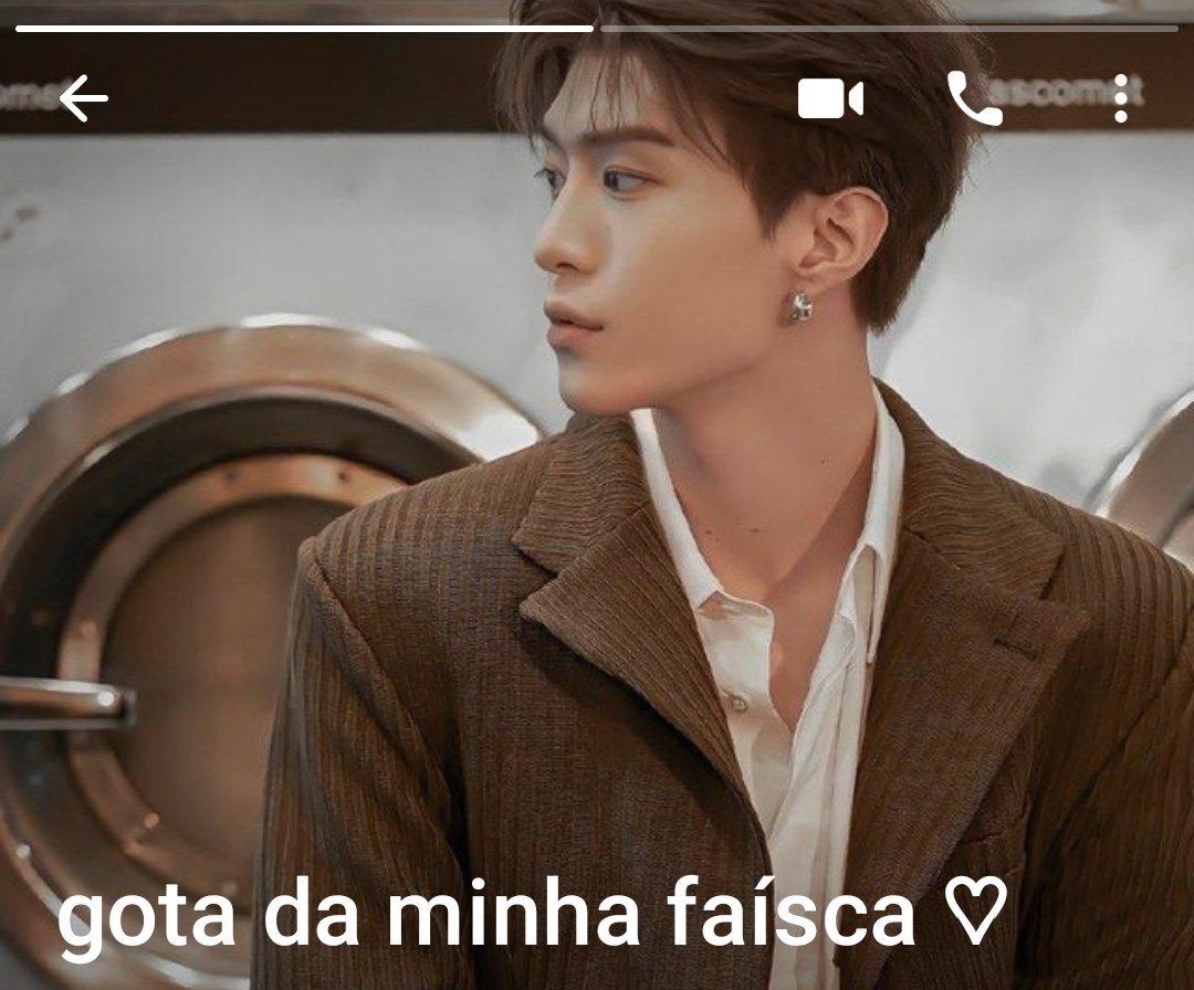 Provando por A + B que o meu amor é o homem mais lindo do mundo 😍 (mas não olha muito, ele é meu. 😠)