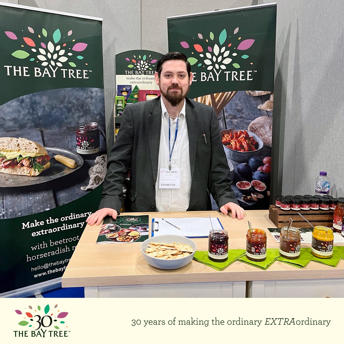 𝐒𝐖𝐄𝐄𝐓, 𝐙𝐈𝐍𝐆𝐘, & 𝐕𝐄𝐑𝐒𝐀𝐓𝐈𝐋𝐄. Meet Dave. If you're at The Source Trade Show at Westpoint, ask Dave about our range of condiments, preserves sauces and more. #wholesale #foodservice #tradeshow @FoodDrinkDevon @SourceFoodDrink