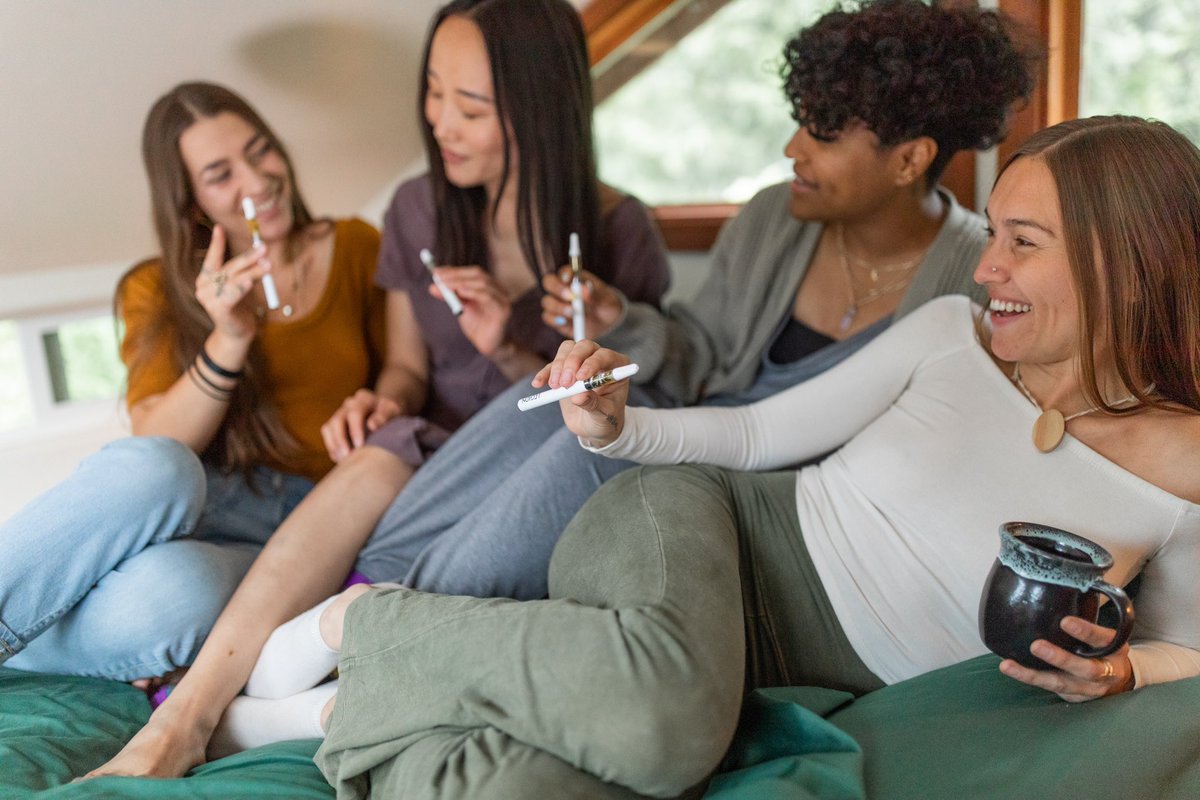 "Elevate your vaping experience with our premium cannabis vape pen. Smooth hits, flavorful clouds, and ultimate relaxation await. 🌿💨 

#CannabisCommunity #VapeLife #ElevateYourExperience"