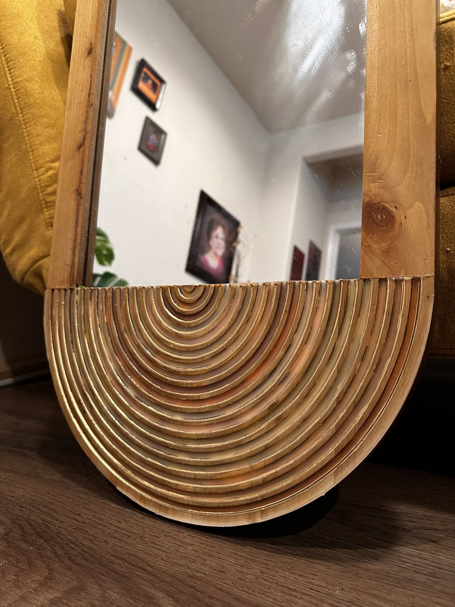 kelsotheartist's tweet photo. two mirror pieces that go craaaazy 🎨🪄

each one is awaiting their forever home on my website! https://t.co/YndBGs48kw
