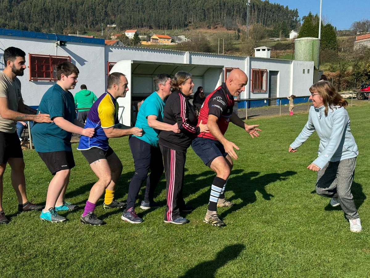 Pasado domingo disfrutamos de una gran jornada de Rugby Inclusivo de la mano de Almallo Classic Beach Rugby 🏉

Tuvimos la gran suerte de contar con el equipo de Crat Sharks de Coruña 🙌

Por un deporte inclusivo para todos y todas ✌️

#deporteinclusivo 
#rugbyinclusivo