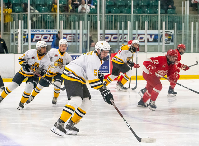 HometownNewsLC's tweet image. 🏒🚨 The @SFBears delivered an electrifying performance in a nail-biting showdown against the Pembroke Lumber Kings! Read all about the thrilling game here: HometownNews.ca/bears-victory-…

#Hockey #SmithsFallsBears #PembrokeLumberKings #HometownNewsSmithsFalls #SmithsFalls