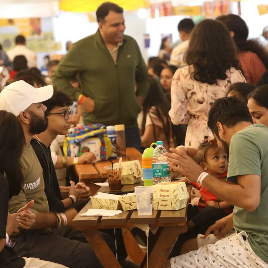 Growels101's tweet photo. From tantalizing tastes to delightful discoveries, three days of foodie fun at Eat Street Kandivali have left us craving for more! 

A big thank you to all the foodies who joined us on this delicious journey. Until we meet again for more culinary escapades! 🍕🍜🥂 https://t.co/mJoA5NV0k9