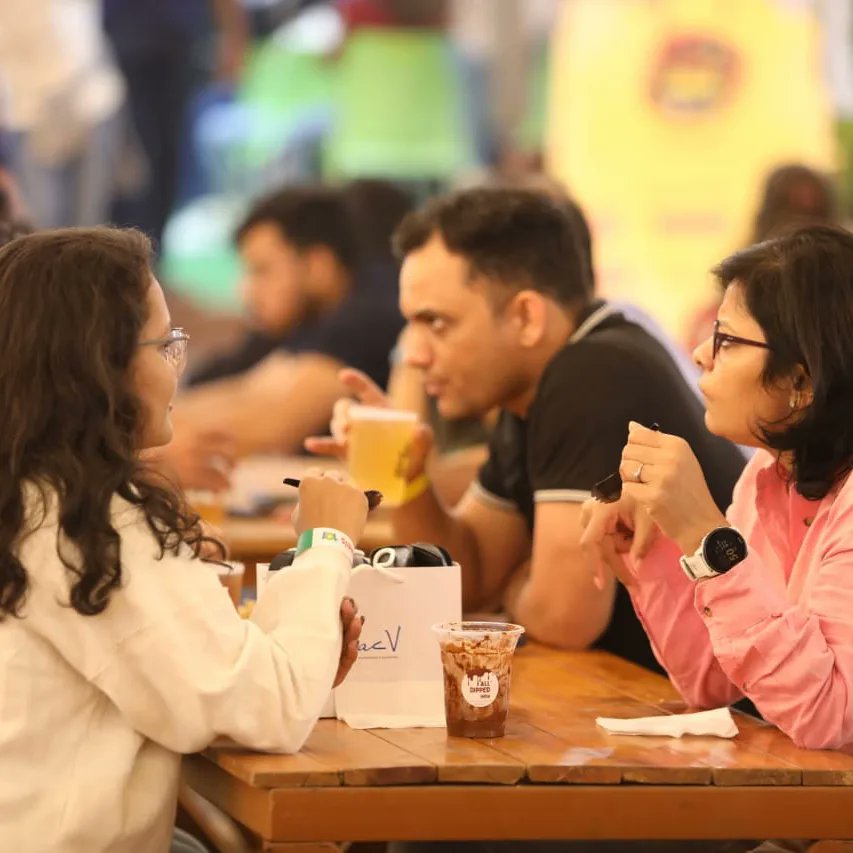 Growels101's tweet photo. From tantalizing tastes to delightful discoveries, three days of foodie fun at Eat Street Kandivali have left us craving for more! 

A big thank you to all the foodies who joined us on this delicious journey. Until we meet again for more culinary escapades! 🍕🍜🥂 https://t.co/mJoA5NV0k9