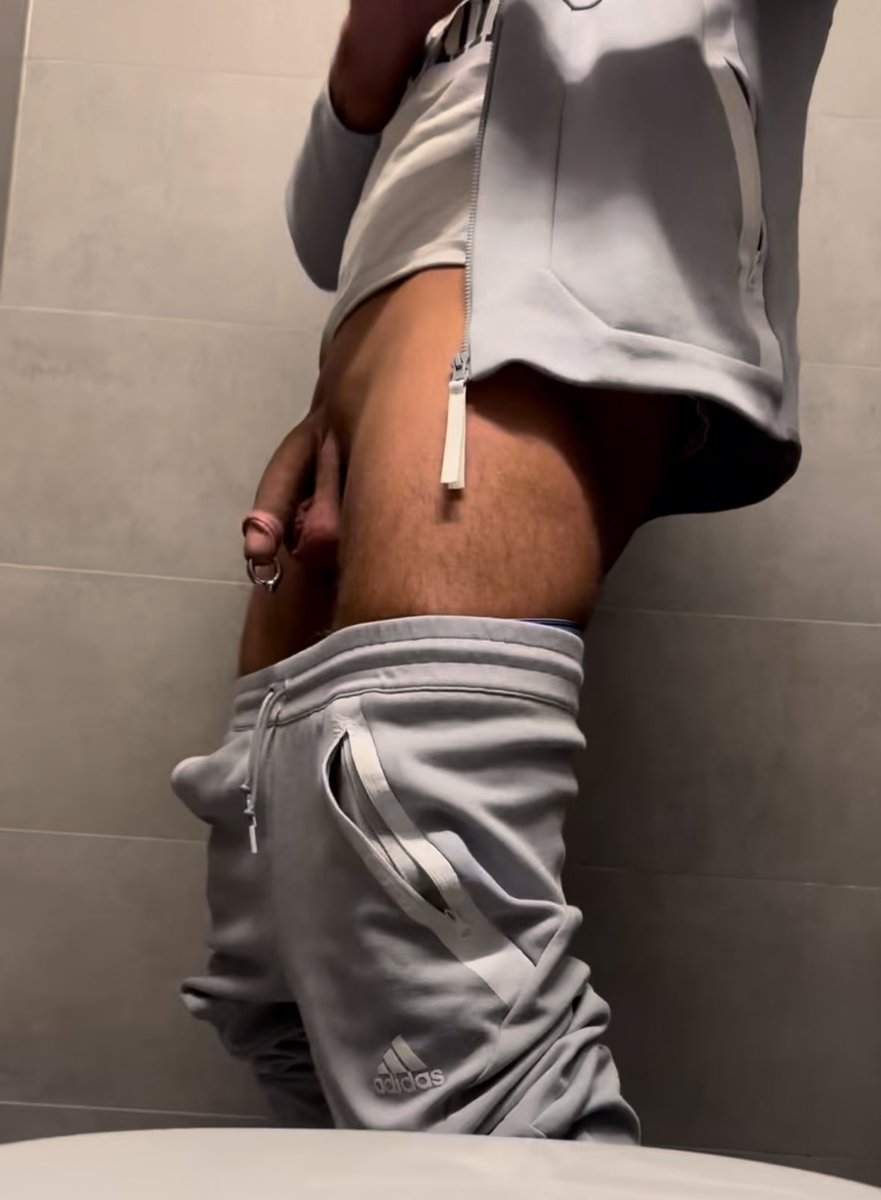 Who would put me in chasity?
Who want to lock 🔐 my dick? 
DM please

<a href="/GayChastityRTs/">Gay Chastity Retweets -75K</a> 

#slut #caged #cagedboi #chastity #locked #bitch #fag #cumwhore #exhib #gay #cumdump #slave #dom #master