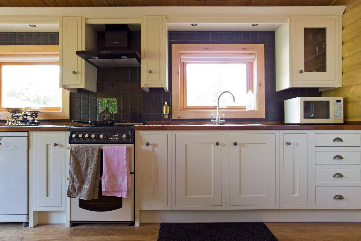 Norwegian Log tweet media