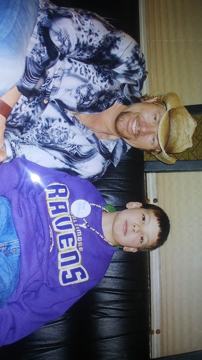 My son Brandon was 10 when he got his wish through @MakeAWish to meet @tobykeith his idol & favorite country singer he was able to spend time w/Toby Keith on his tour bus talking about their love for old cars at the time Toby was restoring 1 of his cars what a amazing memory RIP
