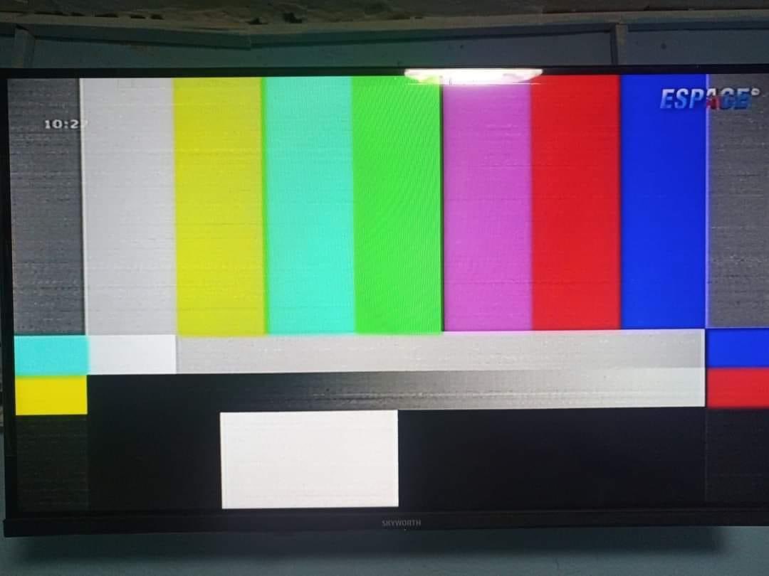 abbadembabarry's tweet photo. #Guinee| 🚨@espaceTV_gn sur le bouquet Canal + depuis la demande de la HAC de la mise en demeure du média.
La loi 002 se résume à quelques mots inappliqués qui embellissent nos textes, afin d’endormir les consciences des populations.
#freemedias
#langedelabonnehumeur❤️ https://t.co/G5A1PHpwkQ