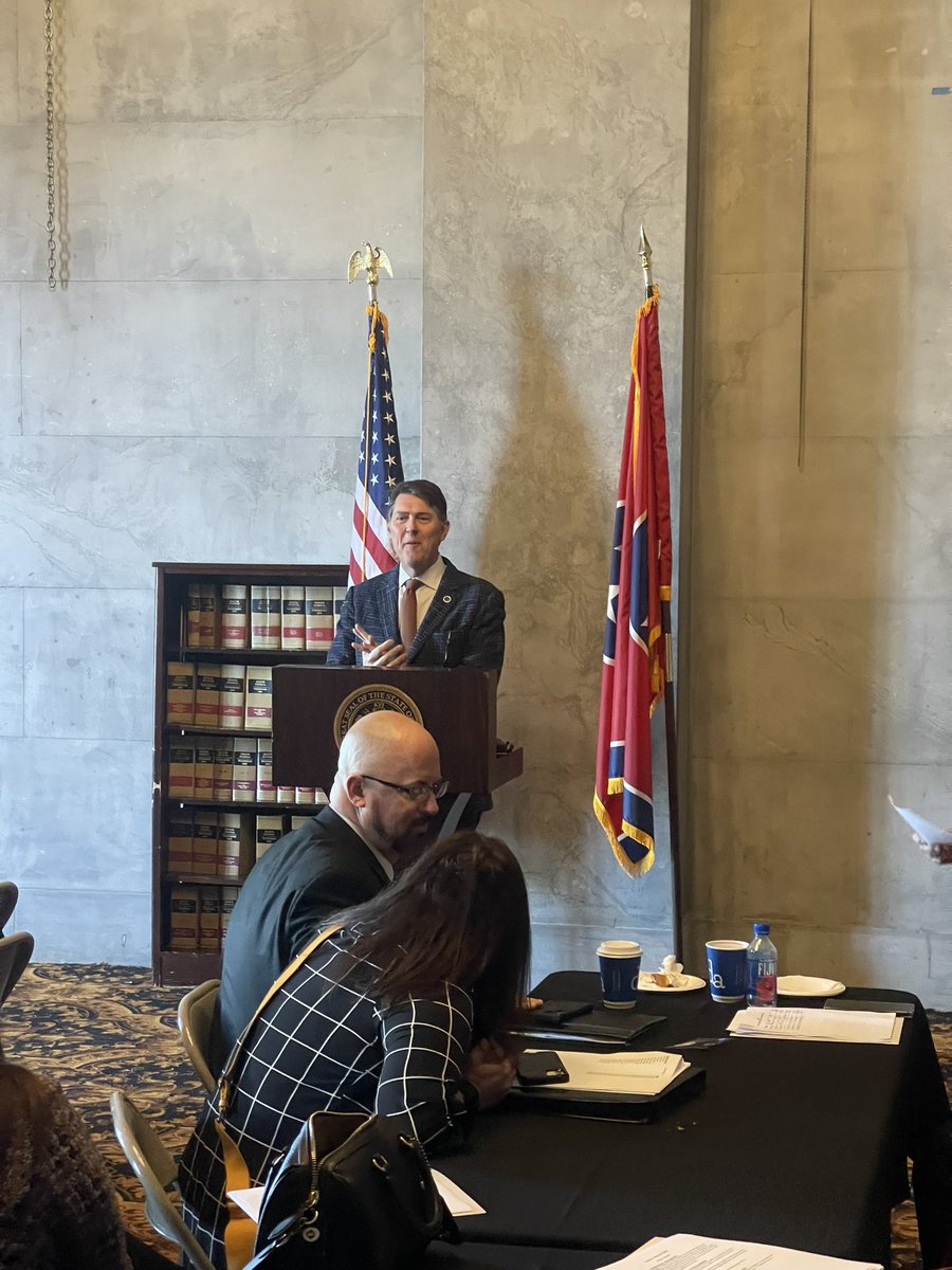 Thank you @SenShaneReeves for connecting with @CAIadvocacy’s #Tennessee legislative action committee for their first #AdvocacyDay and for championing reserve study regulations for TN #condos. #WeAreCAI @CAIsocial #condosafety