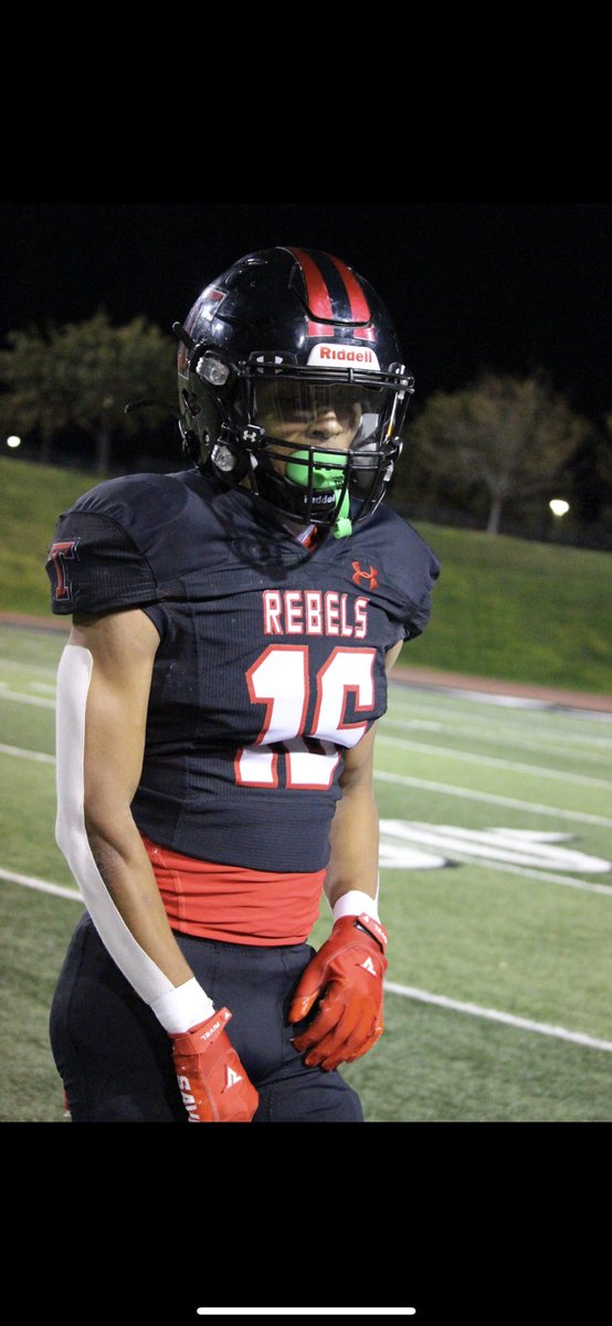 Cassius “C3” Carter (@cartercaymon) on Twitter photo Signing day couldn’t come any sooner, can’t wait for tomorrow. I’ll be signing my letter of intent tomorrow, February 7th in the A/C Foyer at 4:15‼️
Everyone & all media are welcome!
Along side with - <a href="/luckey_tre2/">Tre’Alan Luckey</a> <a href="/_JKwonM/">Jaterrious McChristian</a> Signing day couldn’t come any sooner, can’t wait for tomorrow. I’ll be signing my letter of intent tomorrow, February 7th in the A/C Foyer at 4:15‼️
Everyone & all media are welcome!
Along side with - <a href="/luckey_tre2/">Tre’Alan Luckey</a> <a href="/_JKwonM/">Jaterrious McChristian</a>